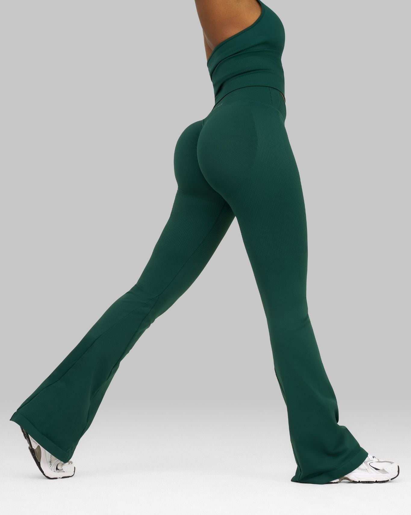 V-Waist Flared Leggings | Pine Green