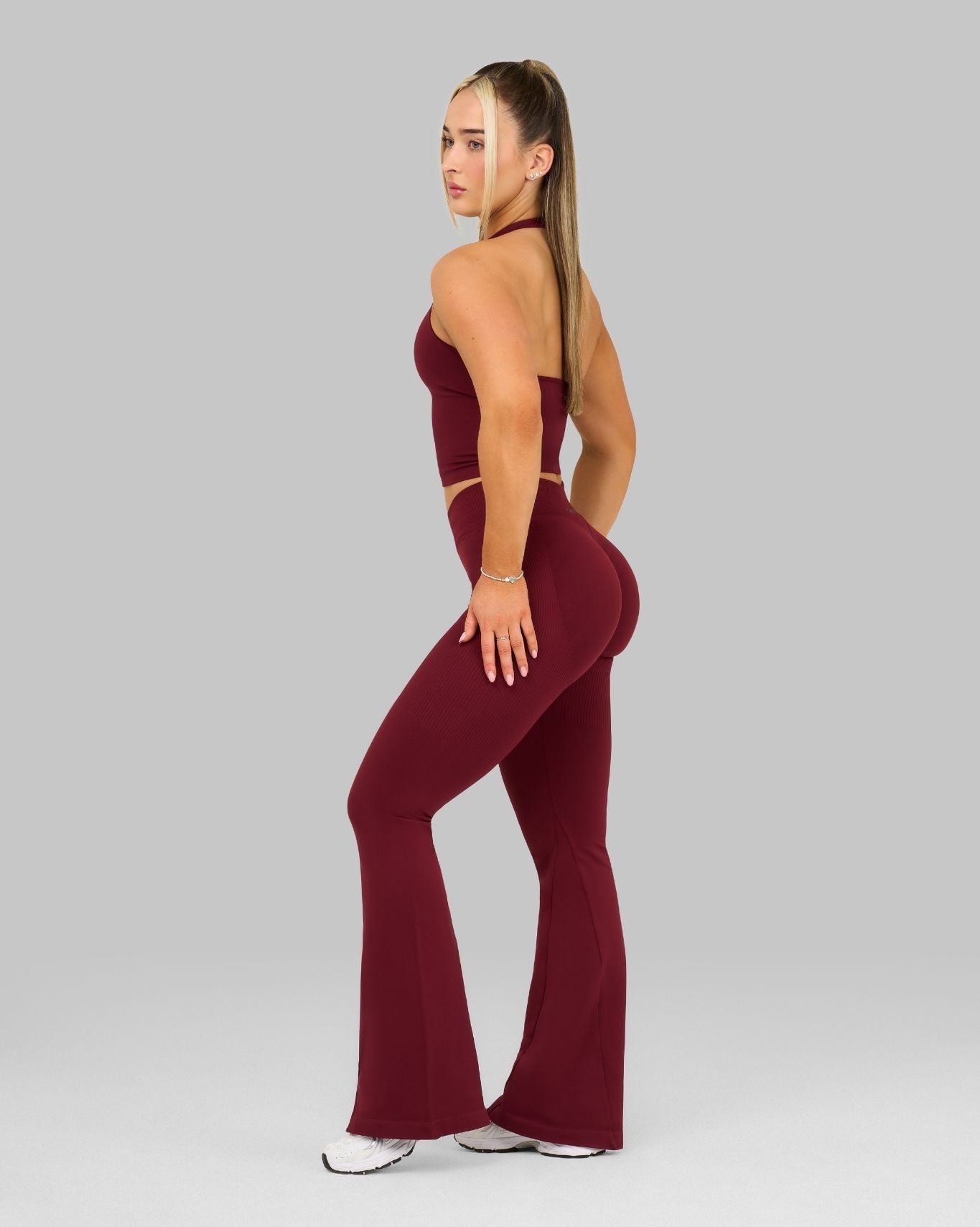 V-Waist Flared Leggings | Fine Wine